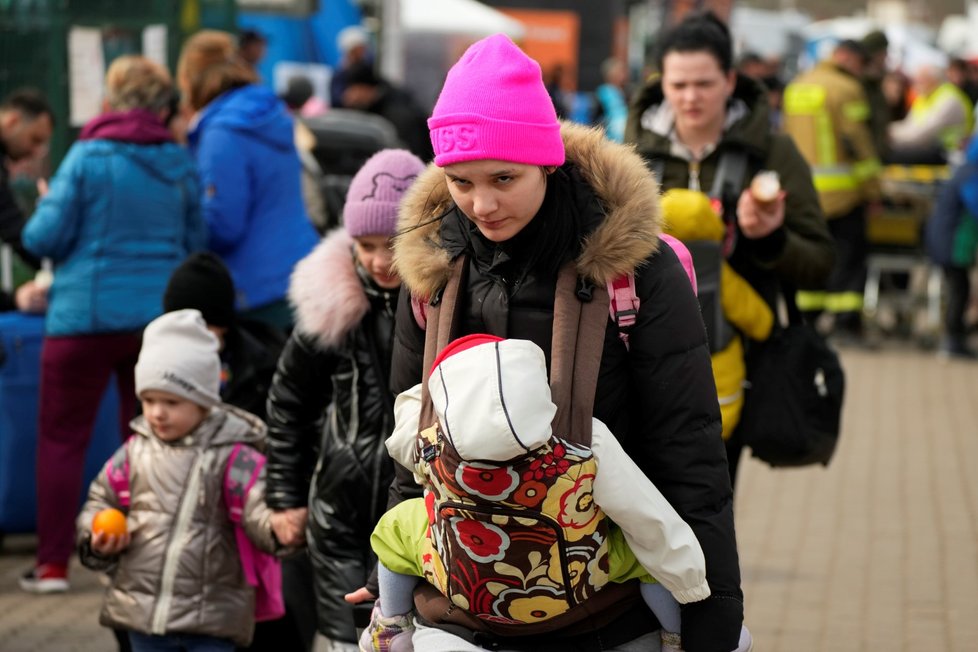 Ukrajinští uprchlíci na hraničním přechodu Medyka. (30. 3. 2022)