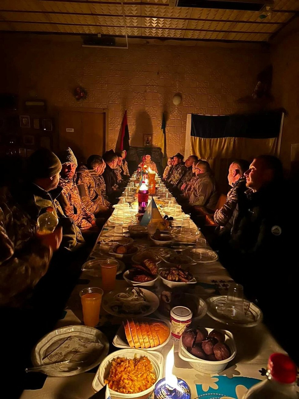 Vánoční večeře ukrajinských vojáků (25. 12. 2022)