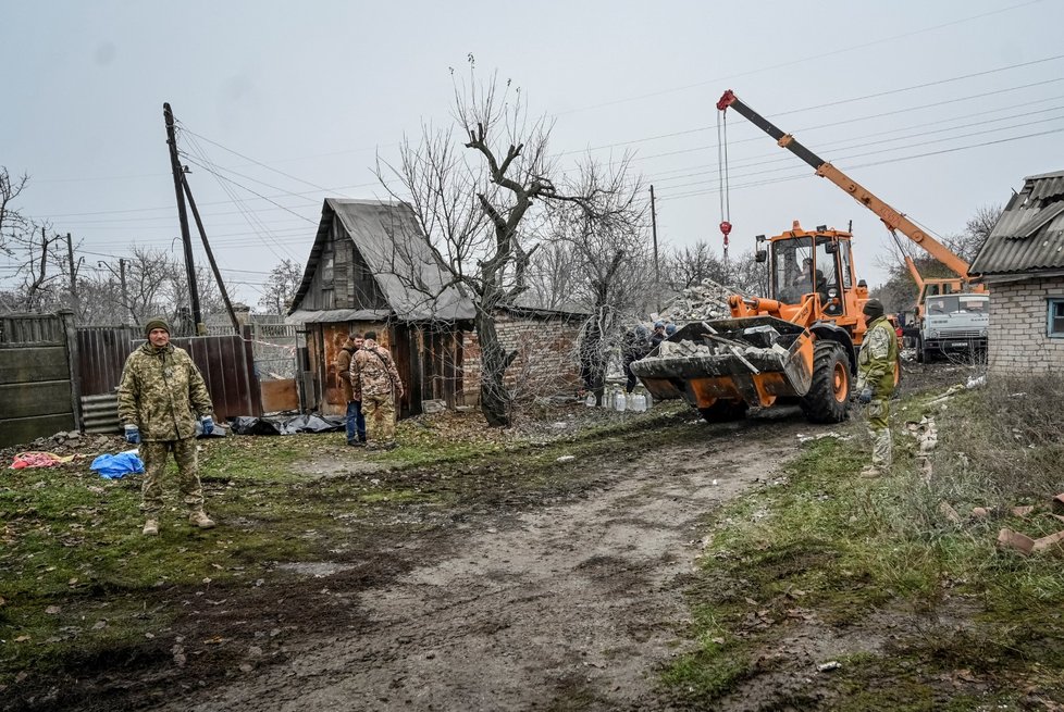 Střela zasáhla obytné domy v Záporoží (17.11.2022).