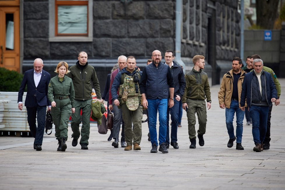 Volodymyr Zelenskyj a předseda Evropské rady Charles Michel (20. 4. 2022)