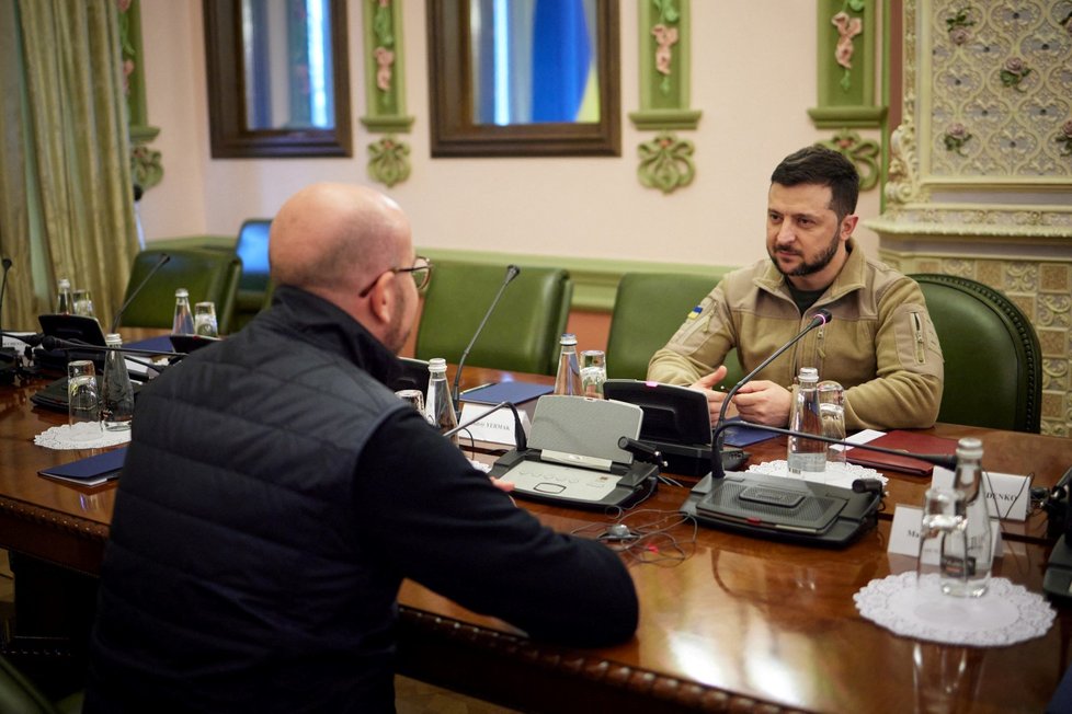 Volodymyr Zelenskyj a předseda Evropské rady Charles Michel (20. 4. 2022)