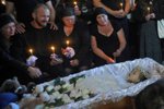 Pohřeb Lizy (4), která zemřela při útocích ve Vinnycji. (17. 7. 2022)
