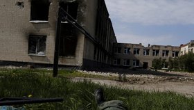 Zničená Vilhivka, vesnice u Charkova (11. 5. 2022)