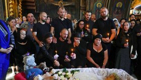 Pohřeb Lizy, která zemřela během ostřelování Vinnycji. (17. 7. 2022)