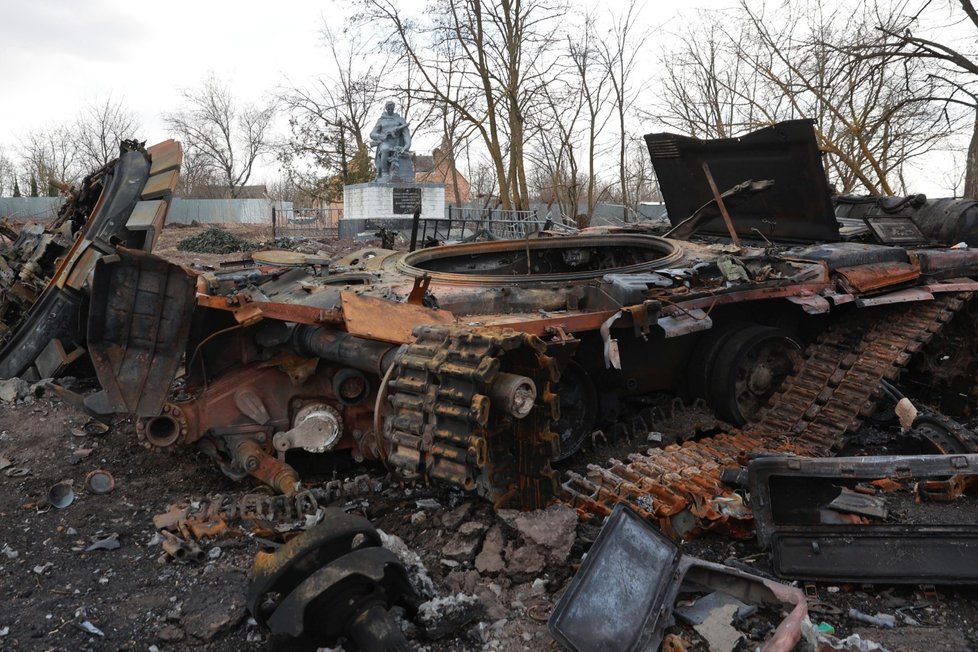 Škody v kyjevské čtvrti Lukjanivka