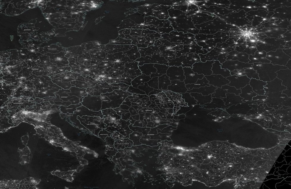 Blackout na Ukrajině z vesmíru (24. 11. 2022)