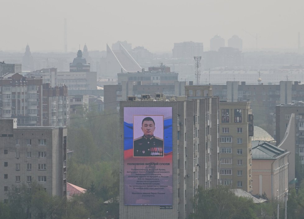Náborové plakáty v Rusku (8. 5. 2023)