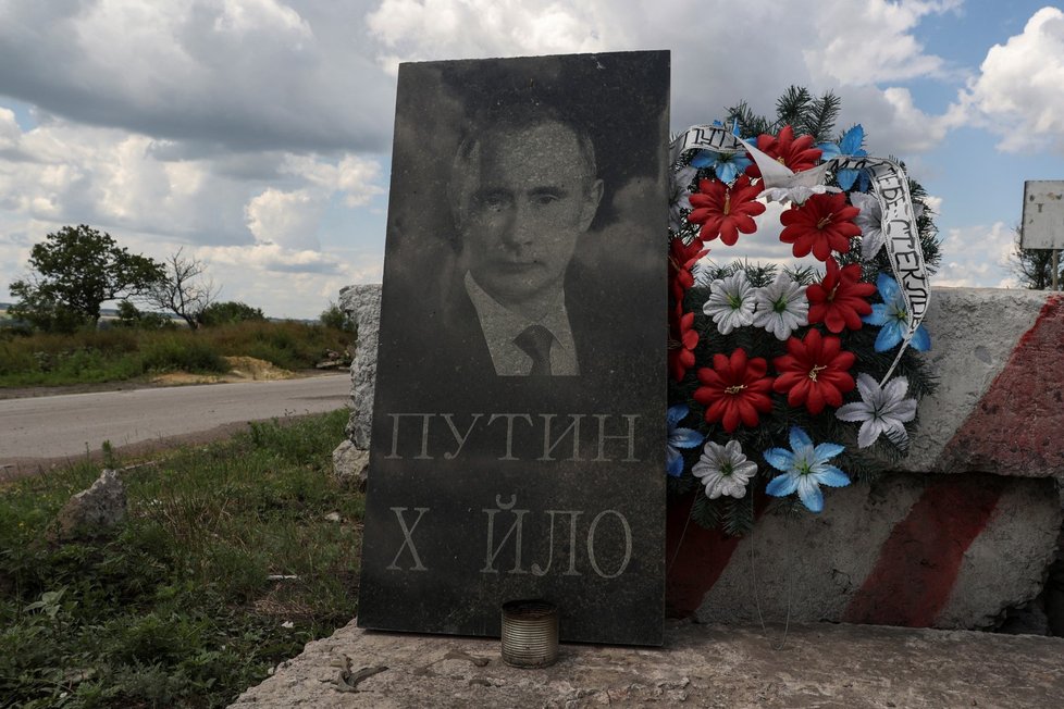 Doněcká oblast - Putinův náhrobek (10. 7. 2023)