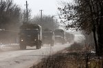 Přesun ruského konvoje nedaleko města Volnovacha v Doněcké oblasti (12. 03. 2022)