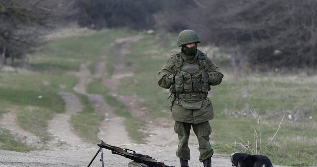 Ministři obrany Ruska a Ukrajiny se dohodli na příměří do pátku 