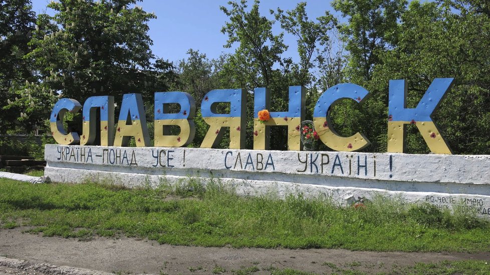 Ukrajinský Slavjansk leží v Donbasu. Ve válce ho ještě v červenci 2014 ovládali separatisté.