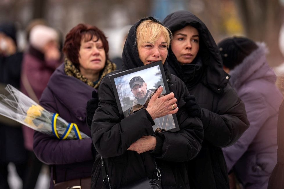Pohřeb ukrajinského vojáka, který padl v boji (11. 2. 2023)