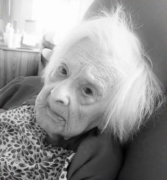 Veteránka z II. světové války Janina Černá-Malinská zemřela ve věku 96 let. (2020)