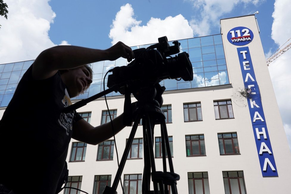 Ukrajinská televize 112 se stala terčem útoku z granátometu (13. 7. 2019)