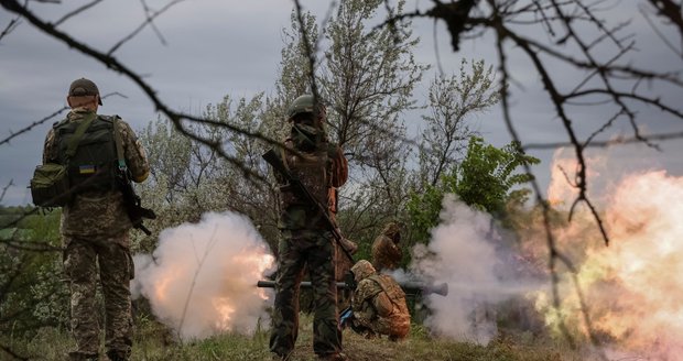 Exploze na jihu Ukrajiny: Partyzáni vyhodili do povětří ruský obrněný vlak?!