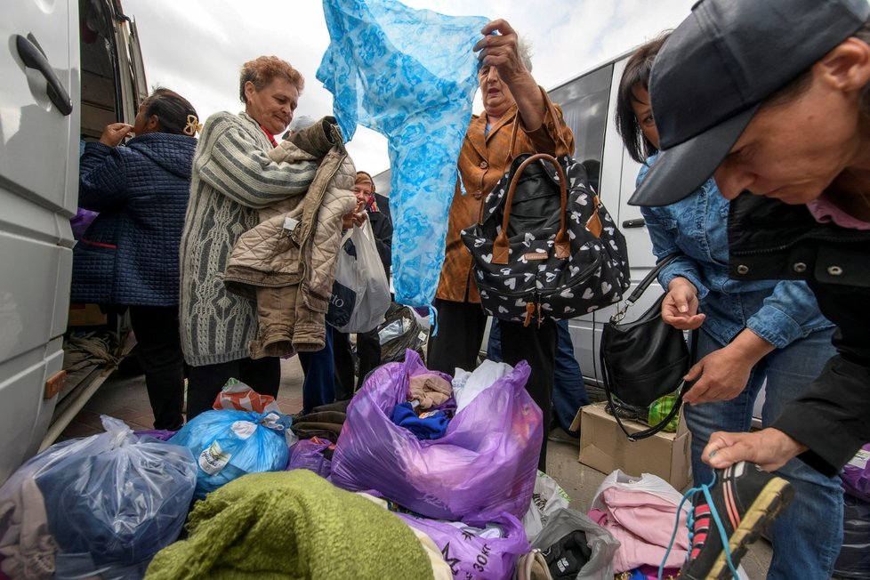 Pohled na zničenou obec Boroďanka (14. 5. 2022)