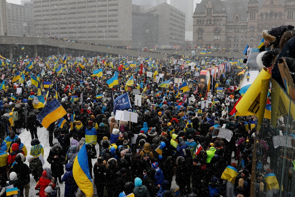 Toronto: Kanadský protest proti ruskému tažení na Ukrajině (27.2.2022)