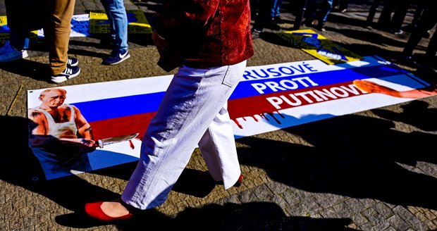 Ruští studenti v Česku: V Praze řeší vysoké školy kritické obory, studium žádnému Rusovi nepřerušili
