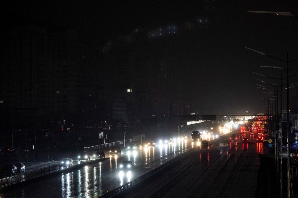 Kyjev je po odstřelování bez proudu (16.12. 2022)