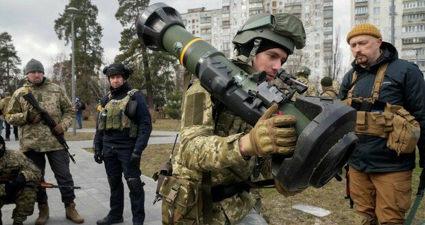 Změna ve vedení války? Experti řekli, jak mohou ukrajinské protiútoky Rusům zavařit