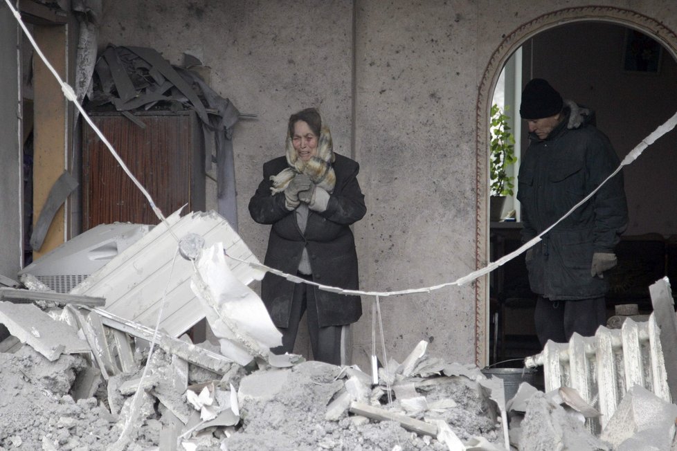 Válka na východní Ukrajině: Poničený dům na předměstí Doněcku