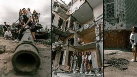 Válečné fotoalbum maturantů z Černihivu: Pózovali v troskách svého města i školy