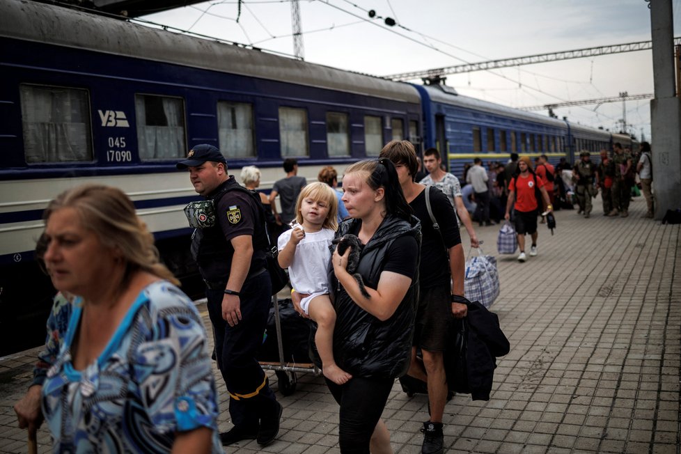 Evakuace obyvatel z ohrožených oblastí (5. 8. 2022)