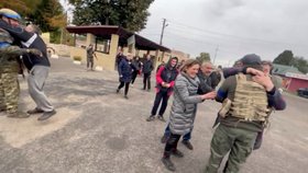 Ukrajinci při ofenzivě osvobodili i osadu Kozacha Lopan v Charkovském regionu nedaleko hranic s Ruskem (11.9.2022)
