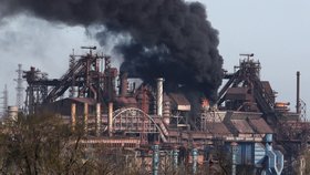 Boje o ocelárnu Azovstal v Mariupolu