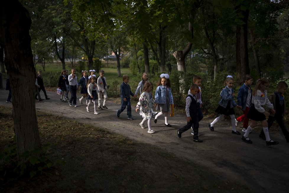 Začátek nového školního roku na Ukrajině (1. 9. 2022)