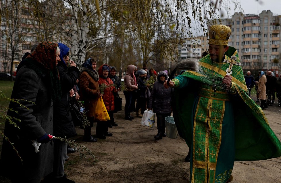 Válka na Ukrajině: Velikonoce uprostřed války v Buči (17.4.2022)