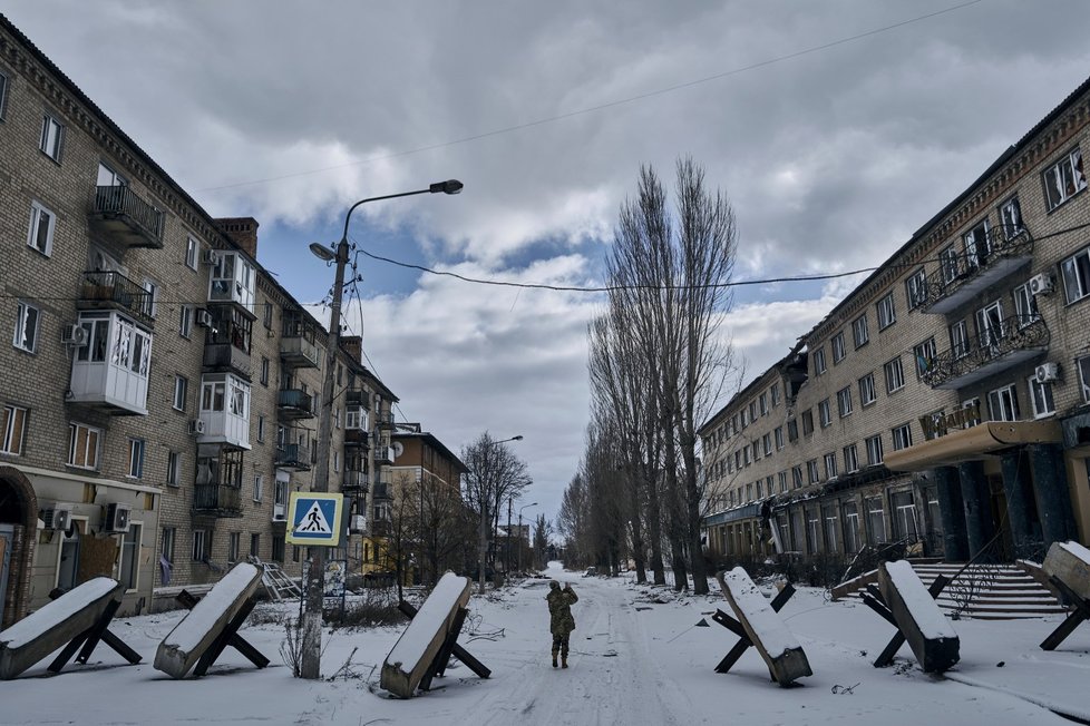 Ukrajinští vojáci na frontě poblíž Doněcka