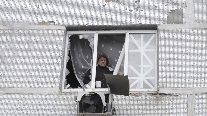 Ukrajinskou ekonomiku i obyvatelstvo decimuje konflikt na východě země