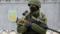 Ukrajinský Krym kontrolují neoznačení vojáci