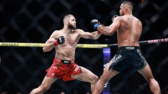 MMA bojovník Procházka prohrál titulový zápas UFC. Ulberg ho knokautoval v 1. kole MMA bojovník Procházka prohrál titulový zápas UFC. Ulberg ho knokautoval v 1. kole