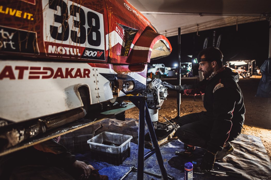 Ultimate Dakar Racing