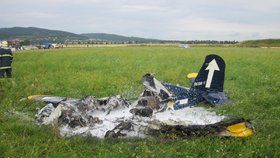 Při nehodě ultralightu zemřel jeho pilot.