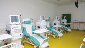 V červnu otevřeli v Nemocnici Na Bulovce moderní dialyzační středisko.
