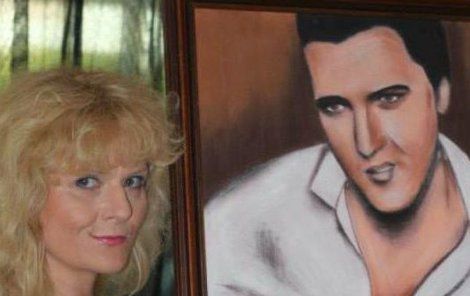 Autorka a portrét Elvise Presleyho.