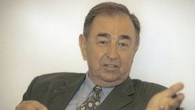 Chirurg Vladimír Kočandrle zemřel. Bylo mu 83 let.