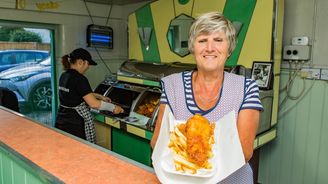 Rána pro Fish & Chips. Brexit může Brity ochudit o nabídku tresek Rána pro Fish & Chips. Brexit může Brity ochudit o nabídku tresek
