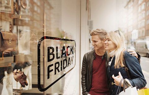 Black Friday v UniCredit Bank: až o 20 % výhodnější půjčky a další slevy na celé dva týdny