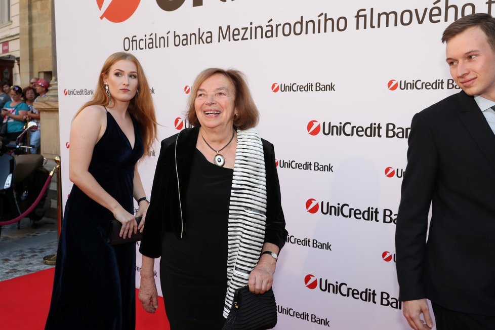 Unicredit party ve Varech: Livia Klausová s vnoučaty