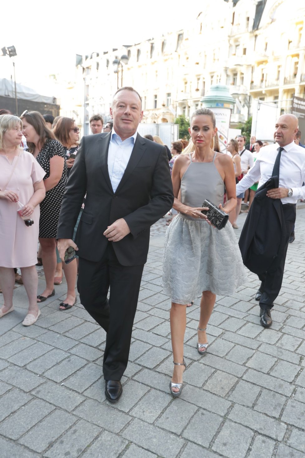 Unicredit party ve Varech: Michal Dvořák s manželkou Lucií
