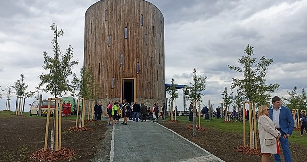 Kaple v Nesvačilce získala Grand Prix Architektů - Národní cenu za architekturu. Kaple v Nesvačilce získala Grand Prix Architektů - Národní cenu za architekturu.