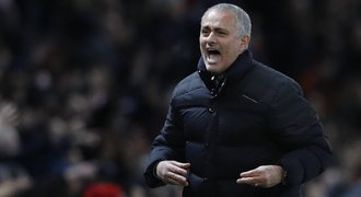 Vytočený Mourinho po ztrátě! Urazil reportéra a pustil se i do Kloppa