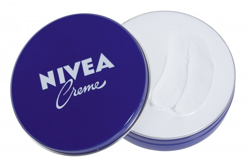 Nivea Creme, 50 Kč (75 ml), koupíte v síti drogerií