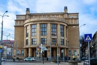 Skandál na univerzitě v Bratislavě: Zaměstnanci šmírovali svlékající se studentky