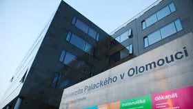 Do první tisícovky se vešla i Univerzita Palackého v Olomouci.
