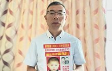 Čtyřletého Číňana unesli v roce 2001: Objevil syna po 22 letech